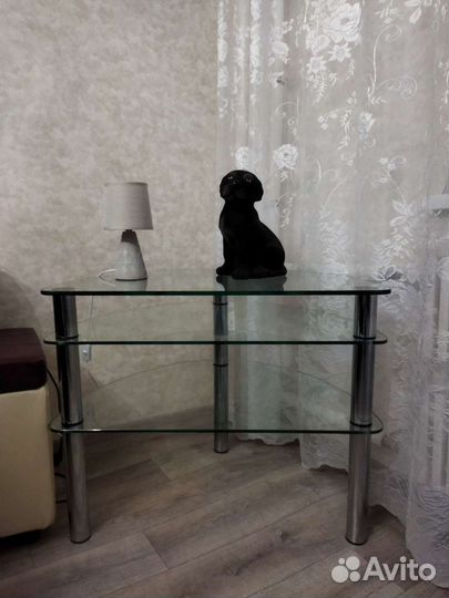 Стеклянная тумба