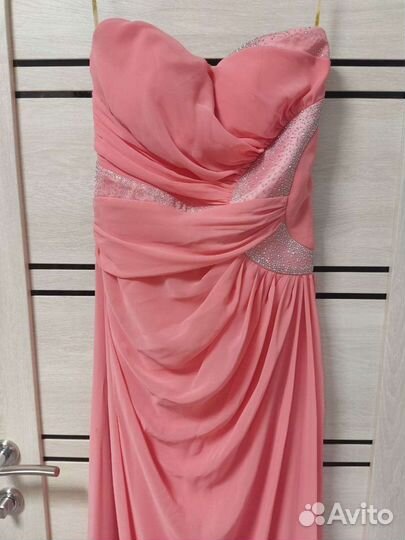 Вечернее платье