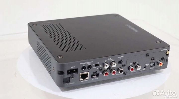 Стример-предусилитель-цап Yamaha WXC-50