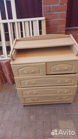Кровать+ комод пеленальный стол
