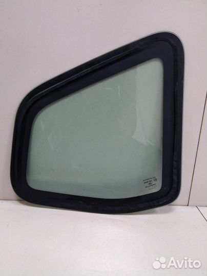 Стекло кузовное глухое левое Nissan Terrano D10 20