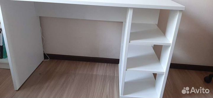 Компьютерный стол, письменный стол