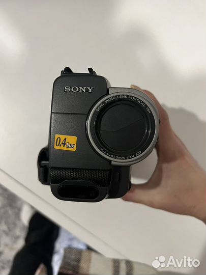 Видеокамера Sony Handycam