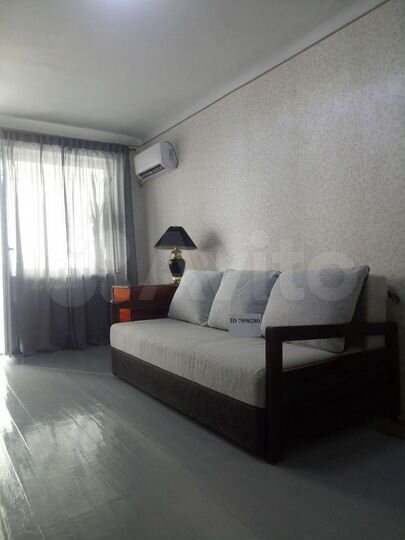 2-к. квартира, 45 м², 1/5 эт.