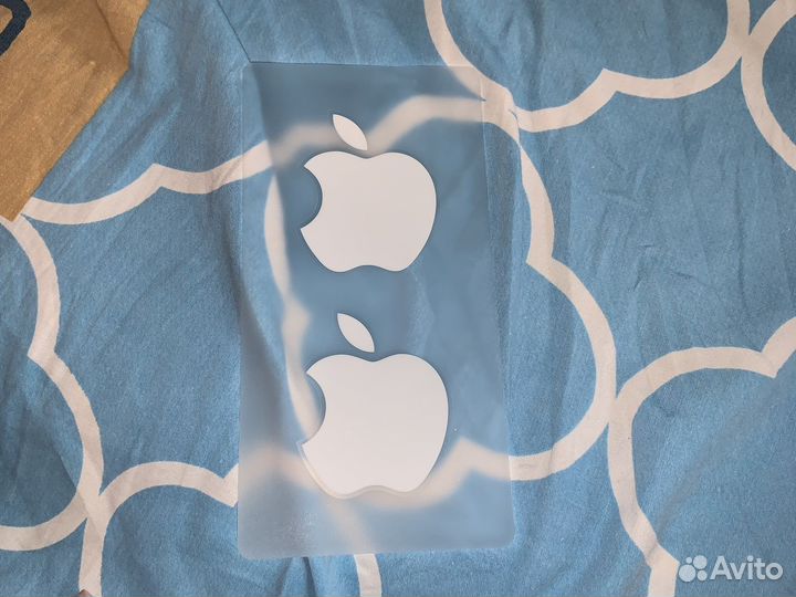 Наклейка iPhone