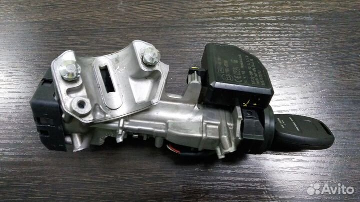 Замок зажигания Хонда Цивик с ключом б/у