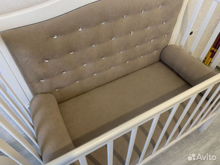 Детская кроватка