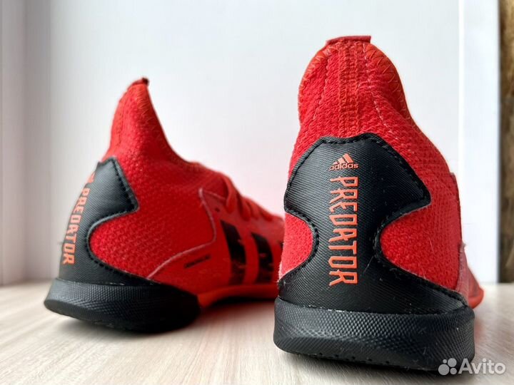 Бутсы футзалки Adidas Predator