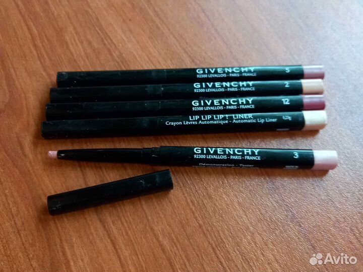 Карандаши Givenchy б/у