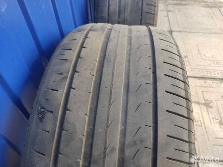 Pirelli Cinturato P7 235/45 R17