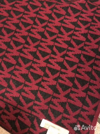 Шапка и шарф Michael Kors