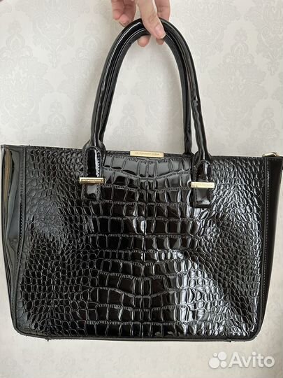 Сумка женская лакированная