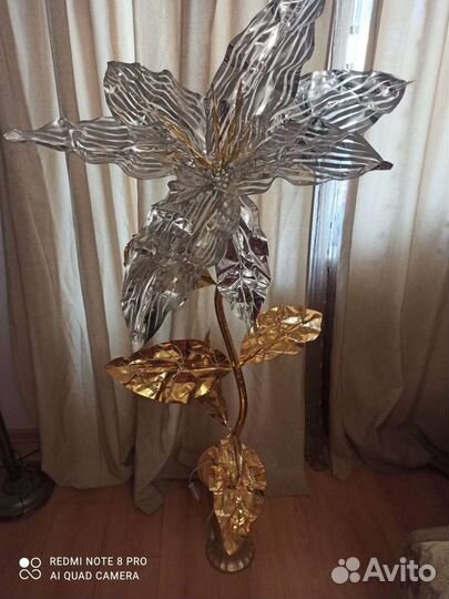 Светильник-цветок