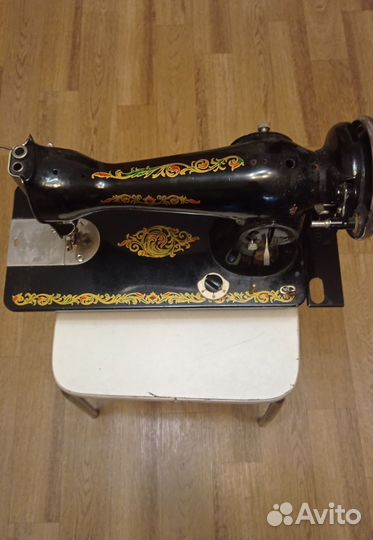 Швейная машина Подольск