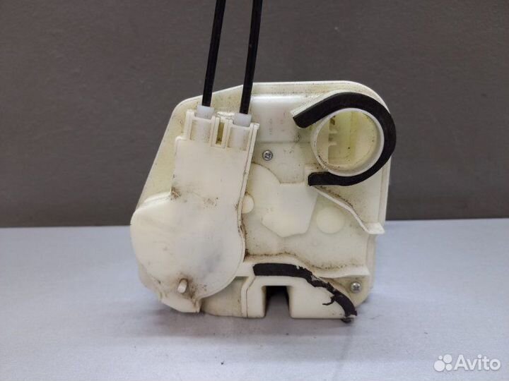 Замок двери задний правый Peugeot 4008 2014