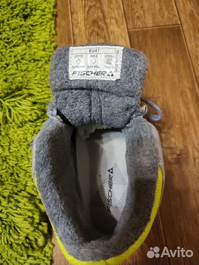 Лыжные ботинки 