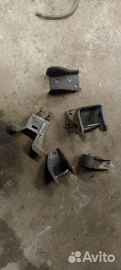 Кронштейны двигателя для Kia Carnival 2002-2006