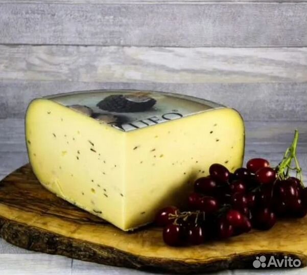Сыр Tartufo (Тартуфо) Коровий цена за 1 кг