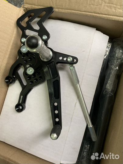 Подножки спортивные регулируемые для Yamaha R3