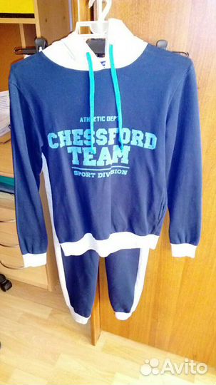 Спортивный костюм