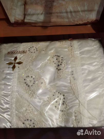 Продаются покрывала, одеяло, подушки китайские