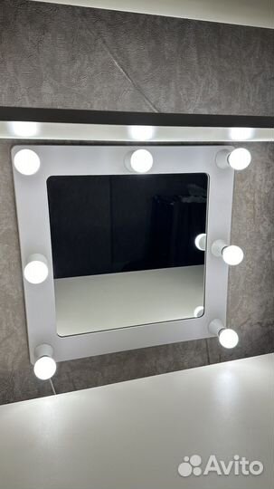 Зеркало с подсветкой