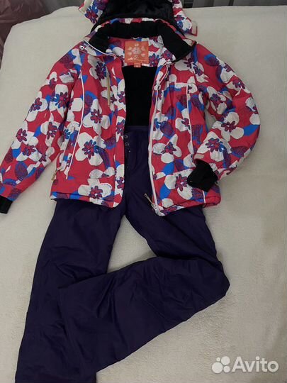 Горнолыжный костюм женский