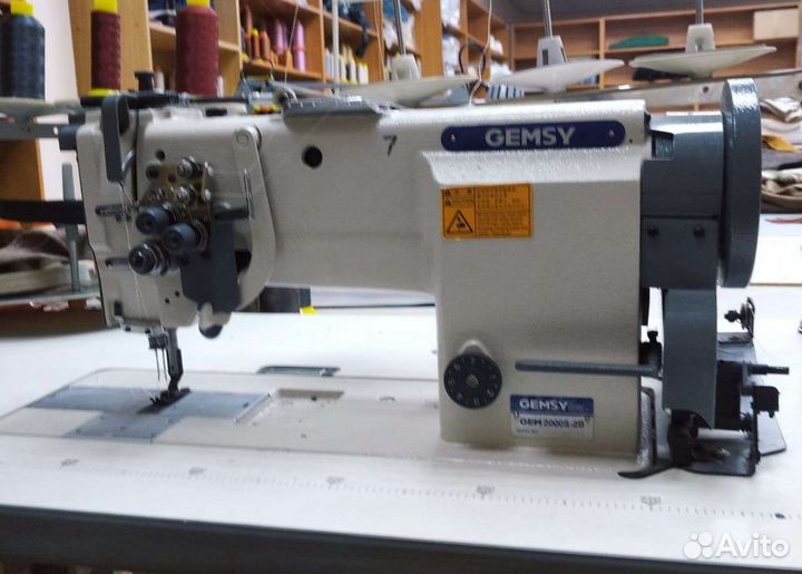 Швейная машина