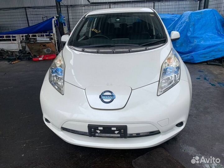 Nissan leaf AZE0 EM57 2013 г. В разбор