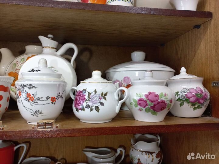 Чайник заварочный, сахарница, самовар