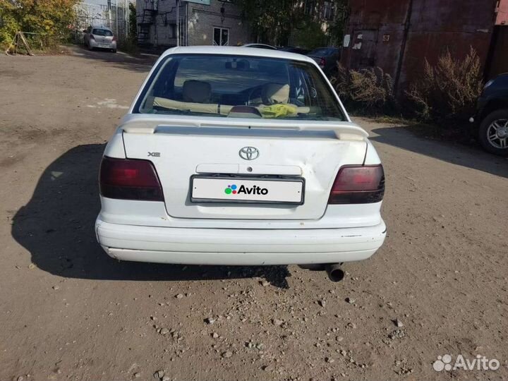 Toyota Corolla 1.6 AT, 1995, 250 000 км
