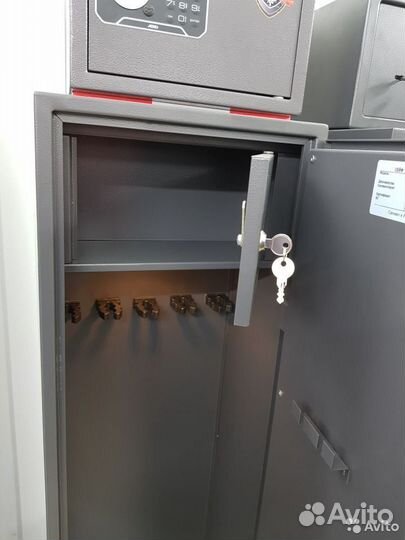 Сейф оружейный Беркут 143