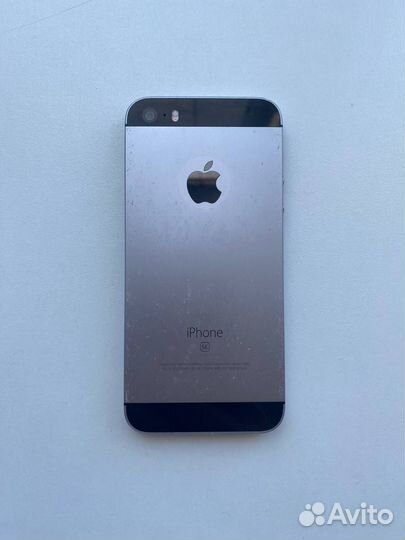 iPhone SE, 32 ГБ