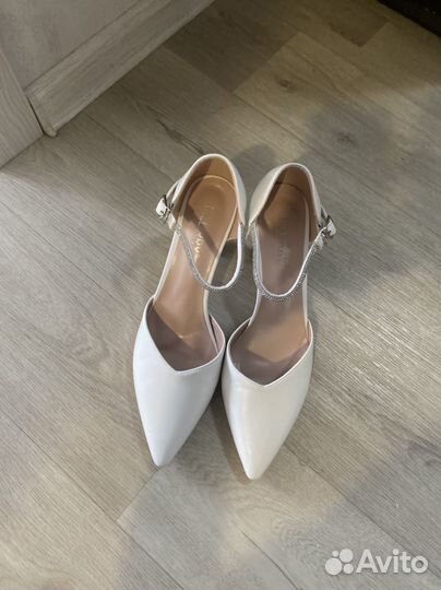 Туфли женские