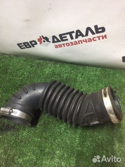 Патрубок воздушного фильтра Chevrolet Aveo T300