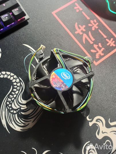 Кулер процеccорный intel