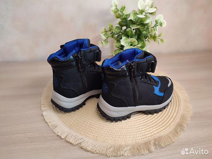 Зимние ботинки на мальчика 27 р-р 17 см
