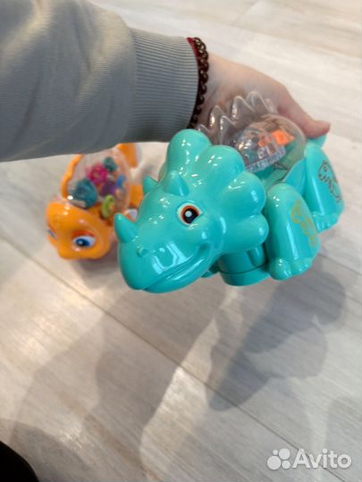 Игрушка рыба и диназар электрическая