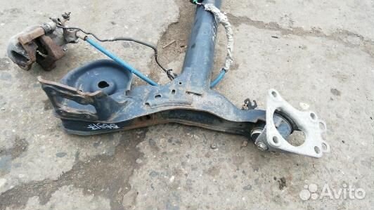 Балка задняя peugeot 5008 (56S17LQ02)