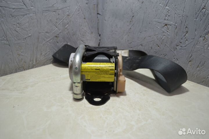 Ремень безопасности передний правый Mitsubishi Lan