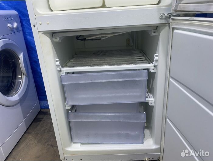 Холодильник Zanussi для дома и дачи