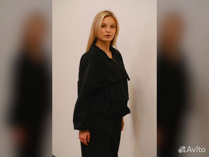 Утепленный плюшевый спортивный костюм