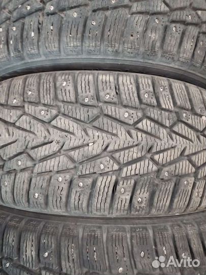 Nordman 7 215/55 R16 97T