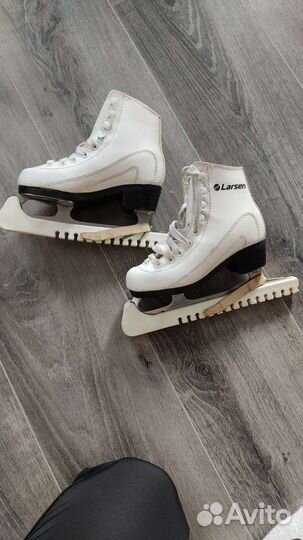 Фигурные коньки детские Larsen