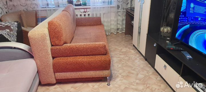 Диван прямой раскладной бу