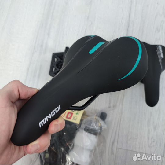 Аксессуары для велосипеда (седло 2шт, педали 4шт)