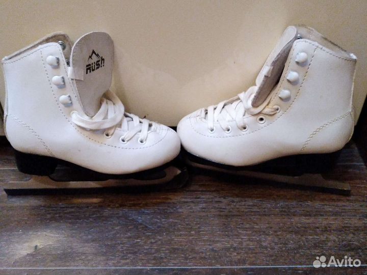 Фигурные коньки