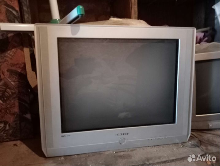 Продам 2 телевизора