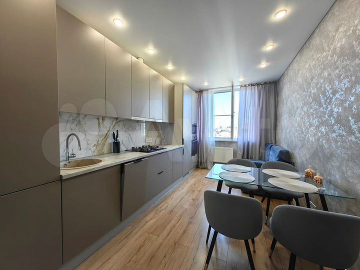 2-к. квартира, 60 м², 12/21 эт.