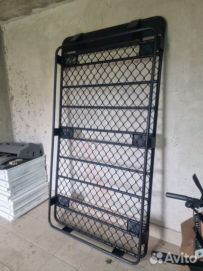 Экспедиционный багажник на Land Cruiser 200